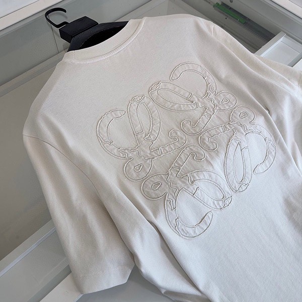 ロエベ コピー ロゴ エンブロイダリークルーネック Tシャツ 2色 lok24536